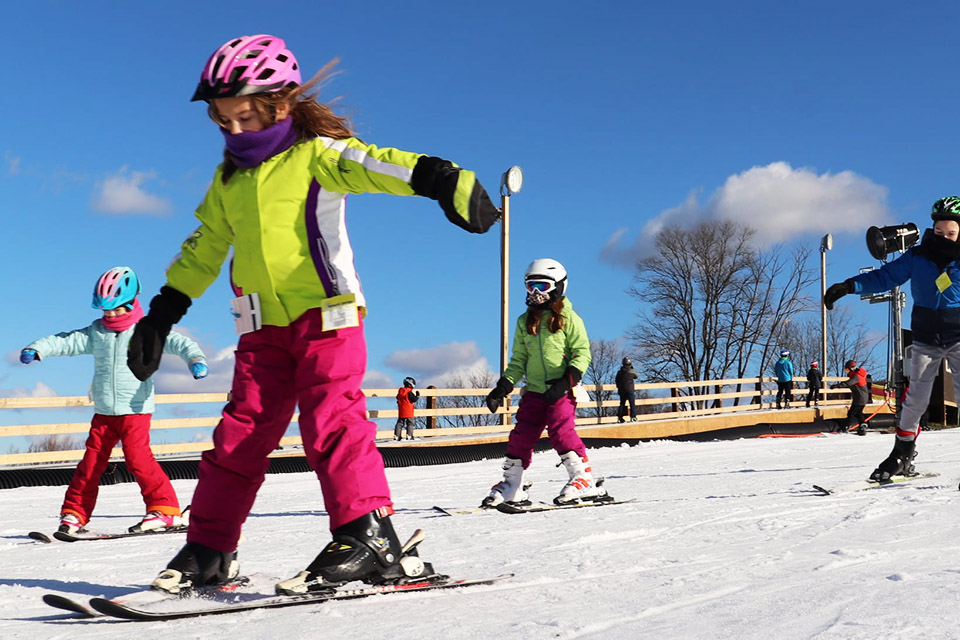 Guide to the Best Family-Friendly Ski Areas near NYC for Your Next Winter Getaway Mount Peter, in the heart of the Hudson Valley, is a great place for beginning skiers.