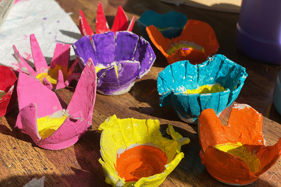 egg carton flowers