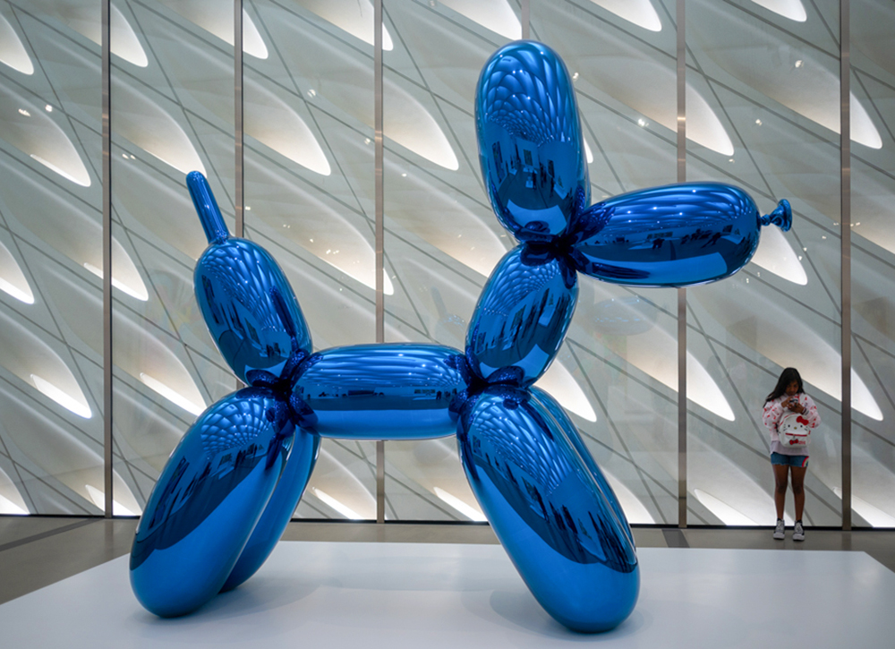 Jeff Koons at the Broad Museum. Photo by xiquinhosilva via Flickr CC BY-NC-ND 2.0